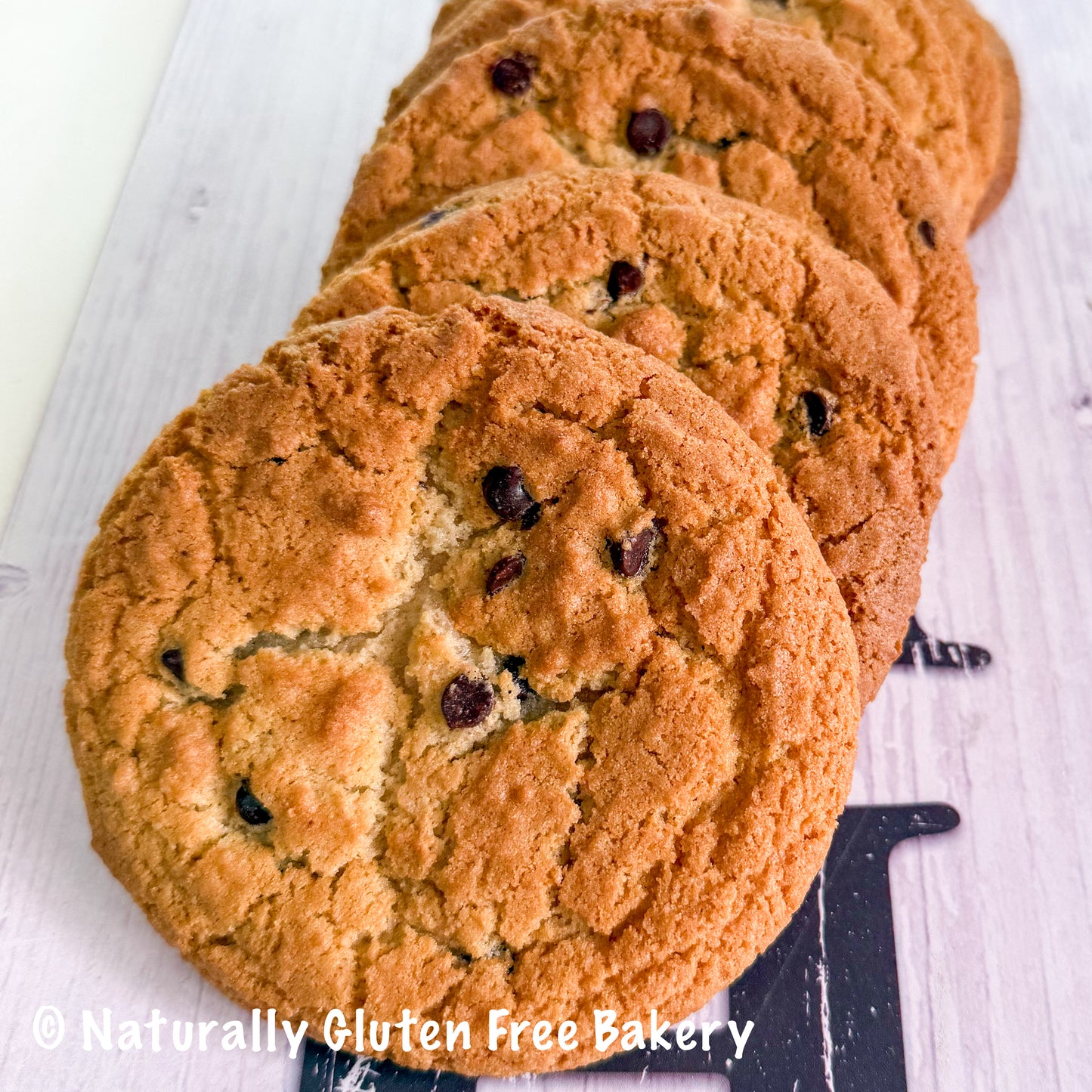 Chocolate Chip Cookies 8 pk